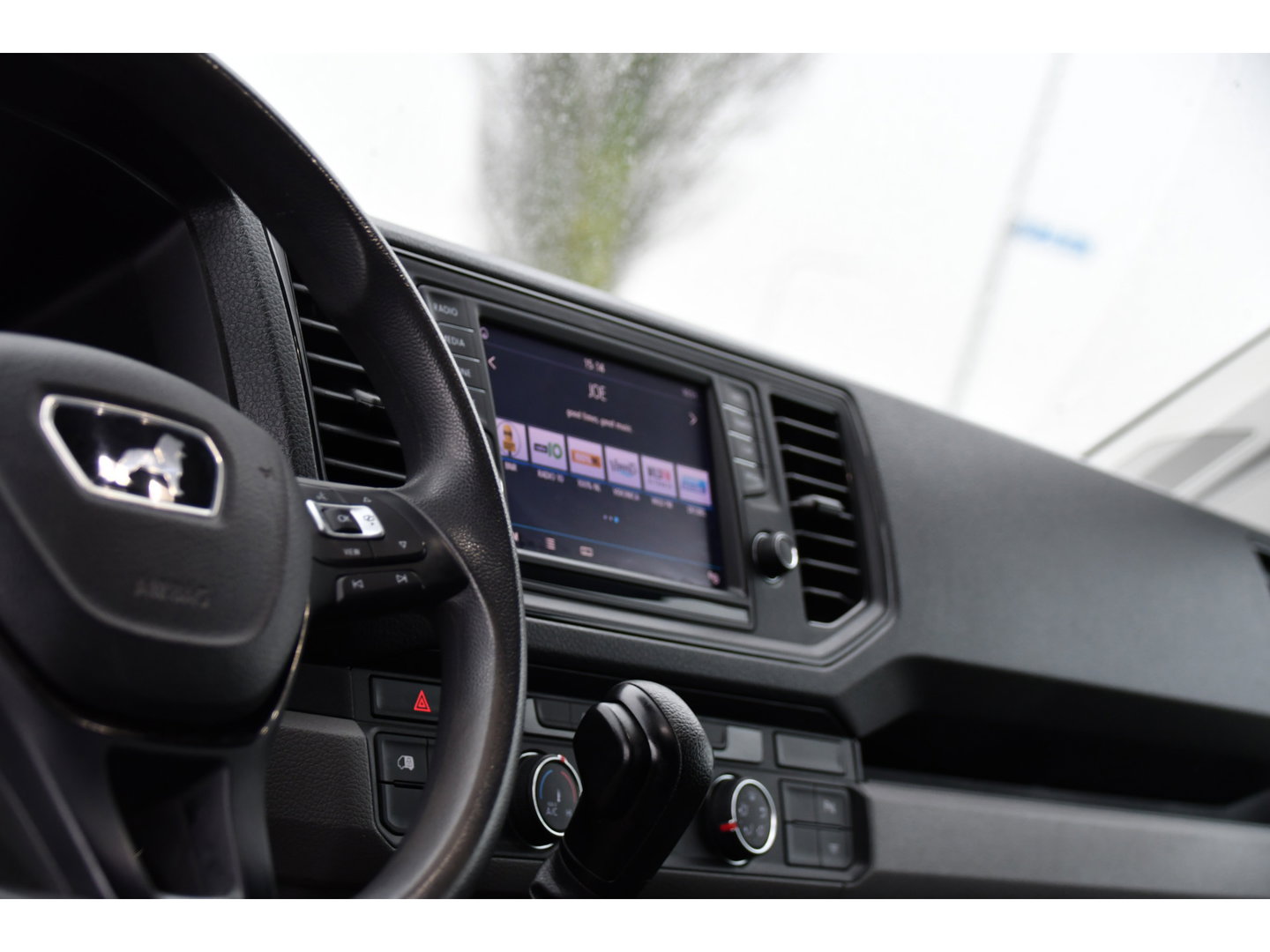 MAN TGE 30 2.0 L3H2 Black Edition Camera, Cruise, Carplay, LED, Automaat, 177pk, Trekhaak, Geveerde stoel, Sensoren, Uniek!