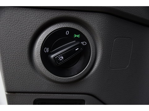 MAN TGE 30 2.0 L3H2 Black Edition Camera, Cruise, Carplay, LED, Automaat, 177pk, Trekhaak, Geveerde stoel, Sensoren, Uniek!