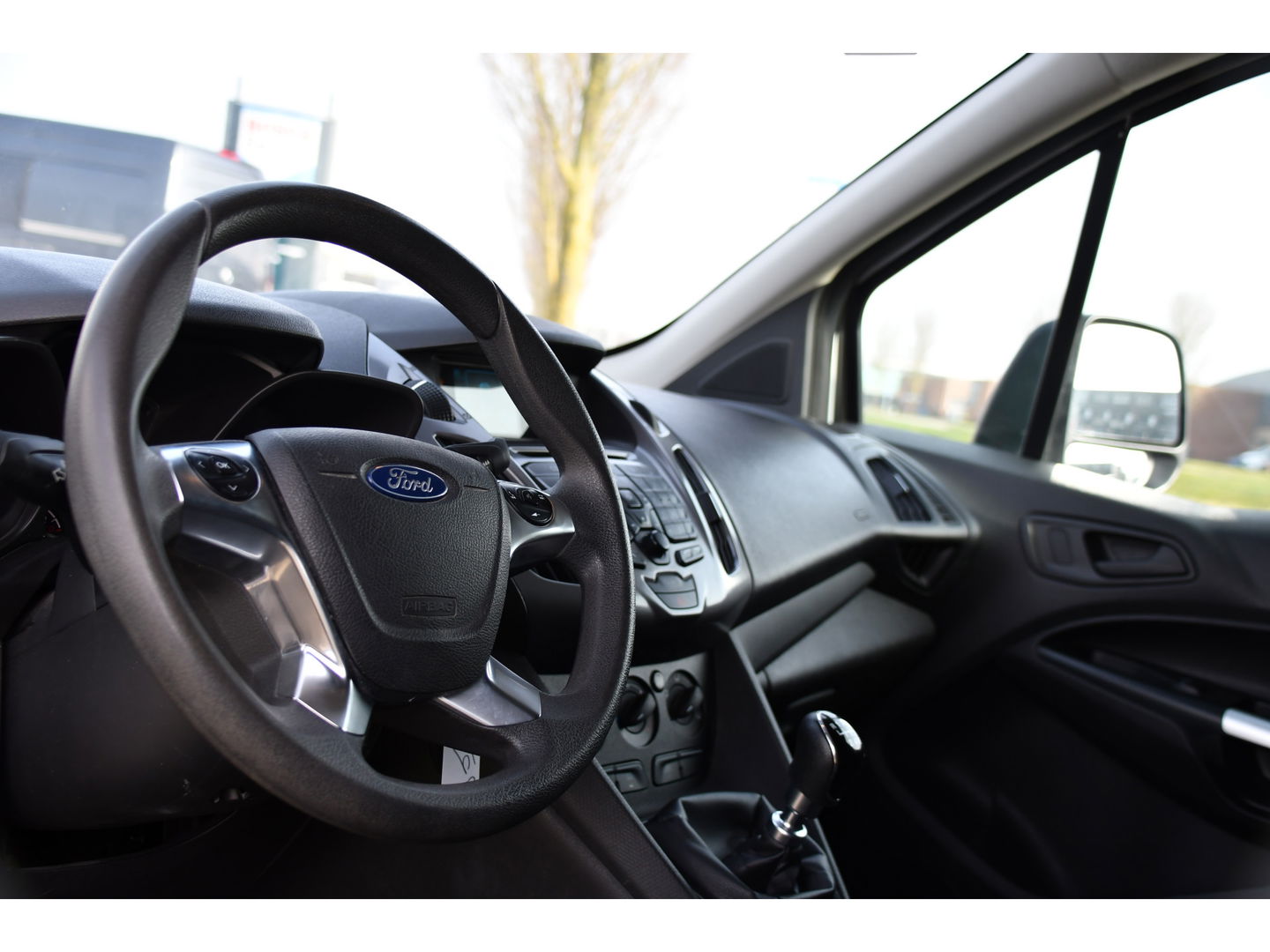 Ford Transit Connect 1.5 TDCI L2 PB Edition Sensoren, Airco, 120pk, Voorruitverwarming, 3 zits, Uniek!