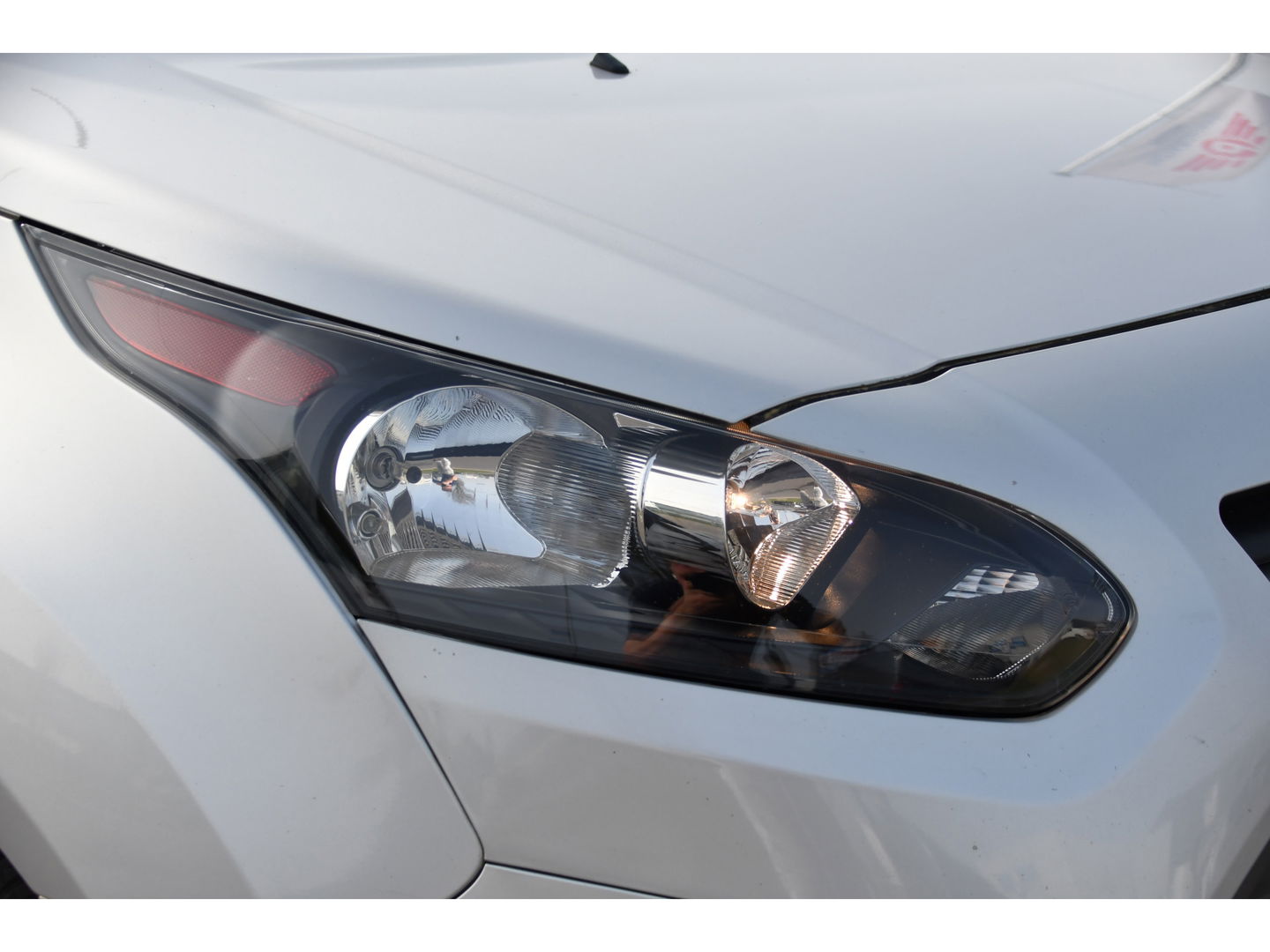 Ford Transit Connect 1.5 TDCI L2 PB Edition Sensoren, Airco, 120pk, Voorruitverwarming, 3 zits, Uniek!