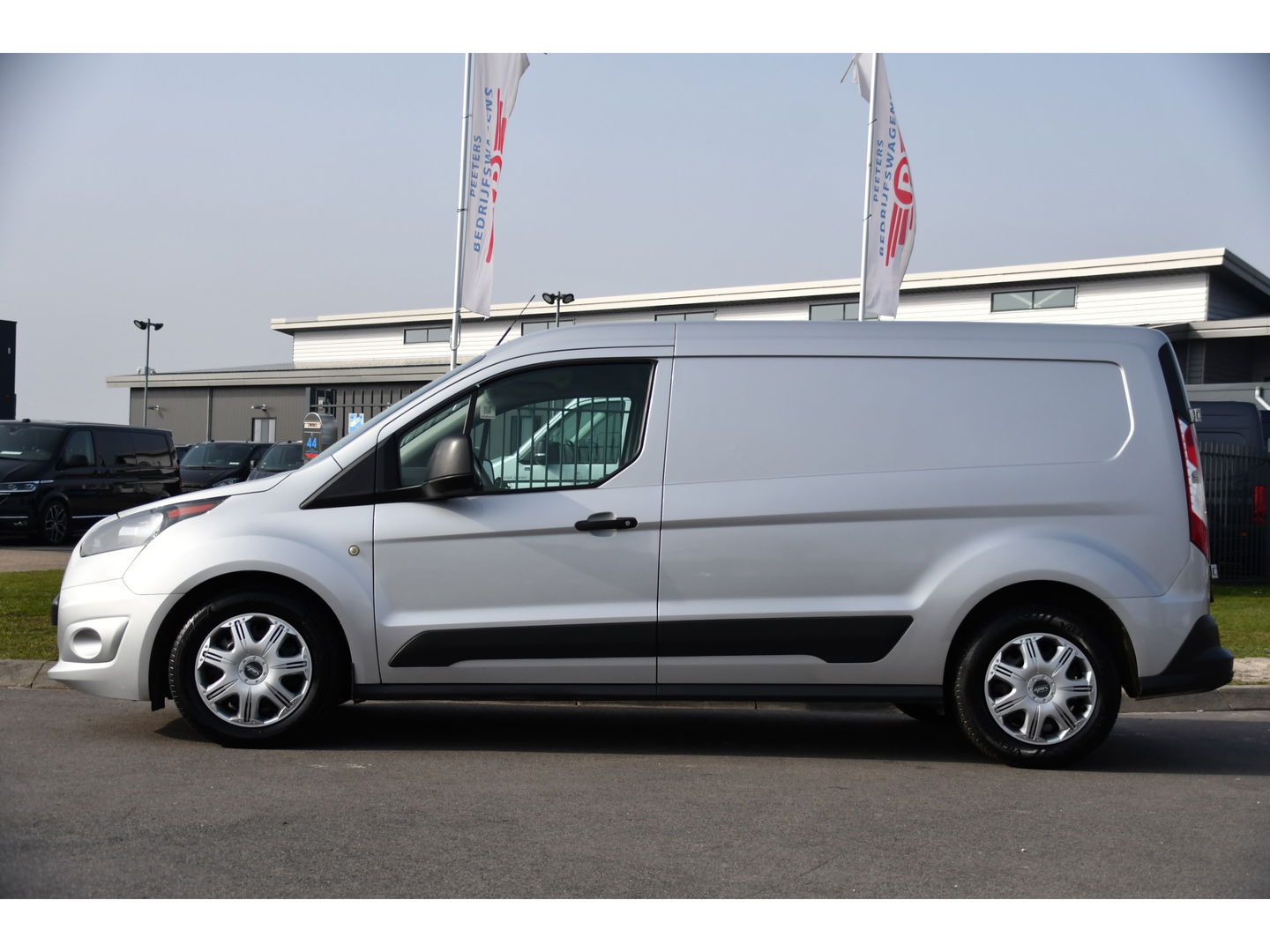 Ford Transit Connect 1.5 TDCI L2 PB Edition Sensoren, Airco, 120pk, Voorruitverwarming, 3 zits, Uniek!