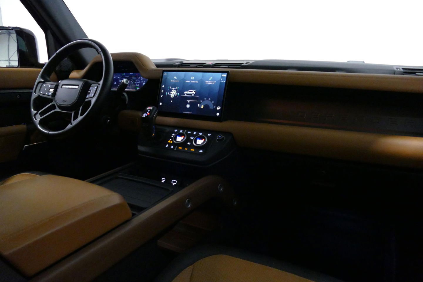 Land Rover Defender 110 2.0 P400e 110 X / Panoramadak / Elektr. verstelbare voorstoelen + memory / Matrix LED / Rondomzichtcamera / HUD / Koelkast in armleuning / Head-up / Apple Carplay - Android Auto / Stoelkoeling & verwarming / Luchtvering / Meridian Surround Sound / Ele