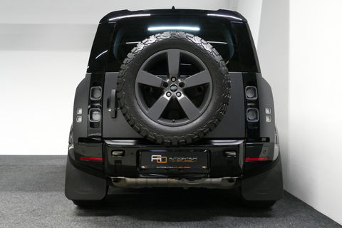 Land Rover Defender 110 2.0 P400e 110 X / Panoramadak / Elektr. verstelbare voorstoelen + memory / Matrix LED / Rondomzichtcamera / HUD / Koelkast in armleuning / Head-up / Apple Carplay - Android Auto / Stoelkoeling & verwarming / Luchtvering / Meridian Surround Sound / Ele
