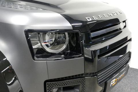 Land Rover Defender 110 2.0 P400e 110 X / Panoramadak / Elektr. verstelbare voorstoelen + memory / Matrix LED / Rondomzichtcamera / HUD / Koelkast in armleuning / Head-up / Apple Carplay - Android Auto / Stoelkoeling & verwarming / Luchtvering / Meridian Surround Sound / Ele