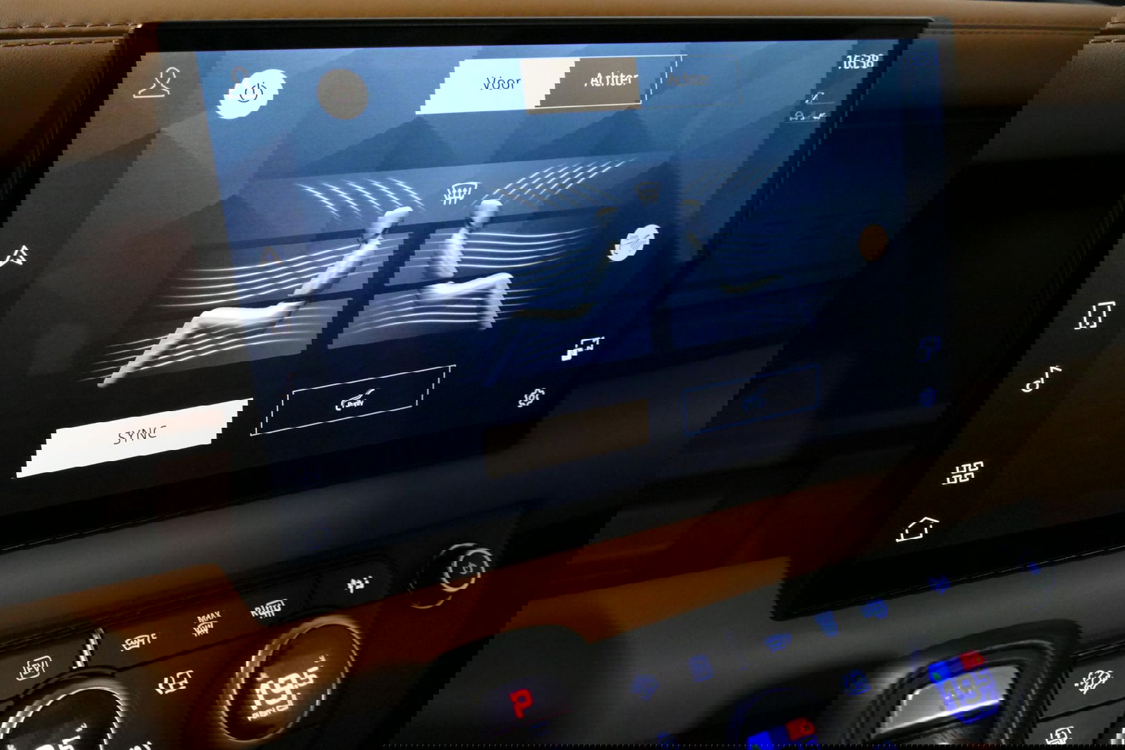 Land Rover Defender 110 2.0 P400e 110 X / Panoramadak / Elektr. verstelbare voorstoelen + memory / Matrix LED / Rondomzichtcamera / HUD / Koelkast in armleuning / Head-up / Apple Carplay - Android Auto / Stoelkoeling & verwarming / Luchtvering / Meridian Surround Sound / Ele