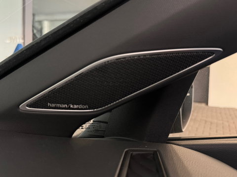 Volkswagen Golf 1.5 eTSI R Line Pano|HuD|H/K|Keyles|IQ|Camera