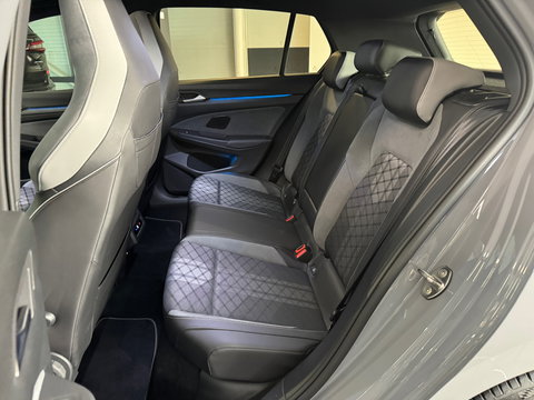 Volkswagen Golf 1.5 eTSI R Line Pano|HuD|H/K|Keyles|IQ|Camera