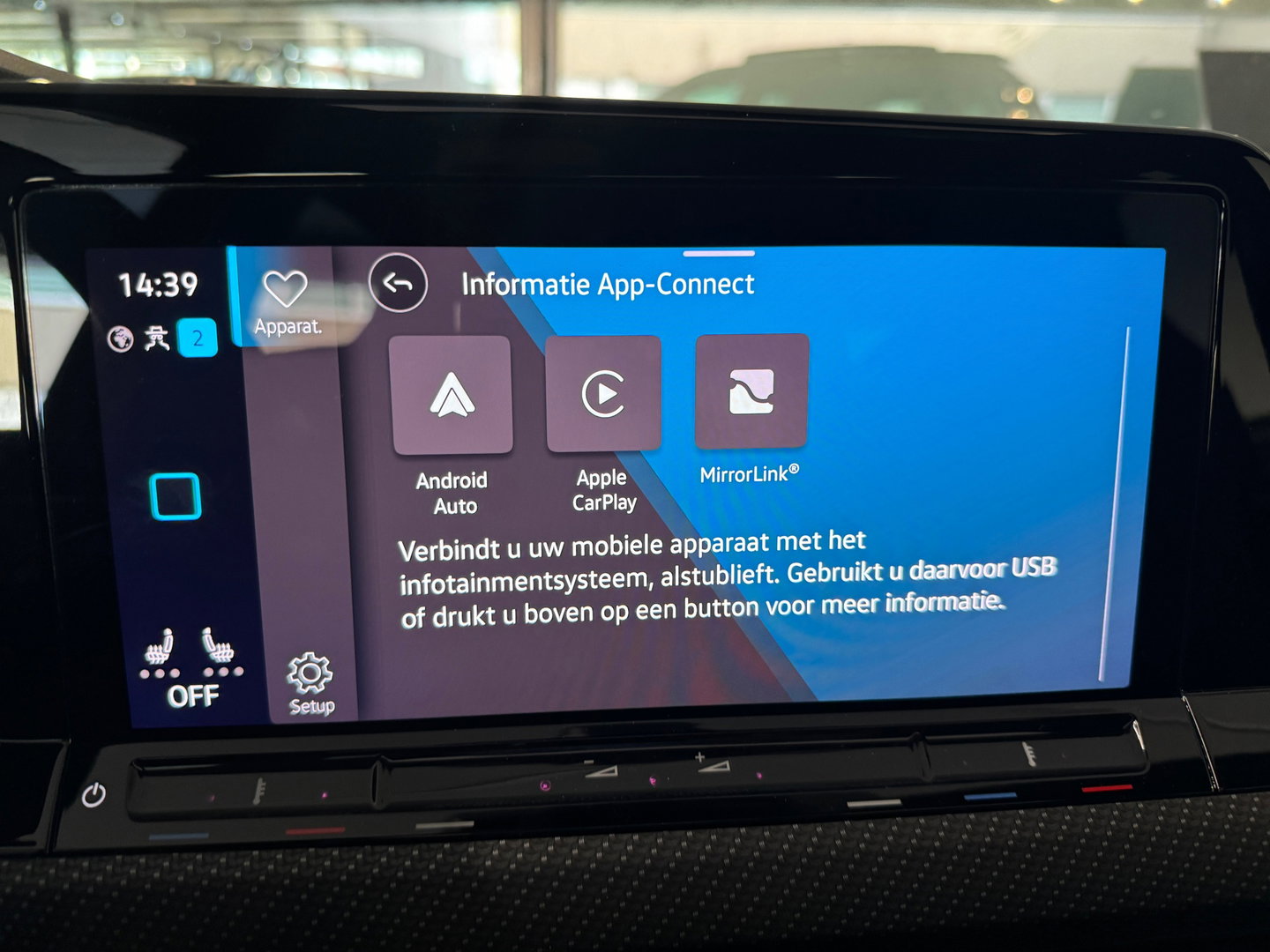 Volkswagen Golf 1.5 eTSI R Line Pano|HuD|H/K|Keyles|IQ|Camera