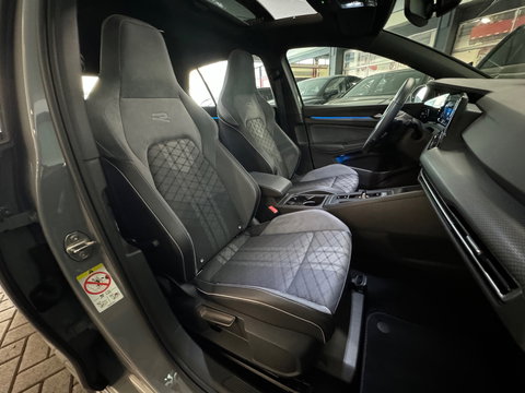 Volkswagen Golf 1.5 eTSI R Line Pano|HuD|H/K|Keyles|IQ|Camera