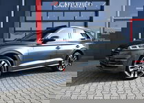 Audi Q5 - 55 TFSI e S-Line Quattro Competition | Luchtvering | Pano | B&O | Stoelmassage | Matrix Led | Afgevlakt Stuur | Virtual Cockpit | Alcantara | Dode Hoek | Ambient Sfeerverlichting+ | Zwenkbare Trekhaak | Camera | Keyless