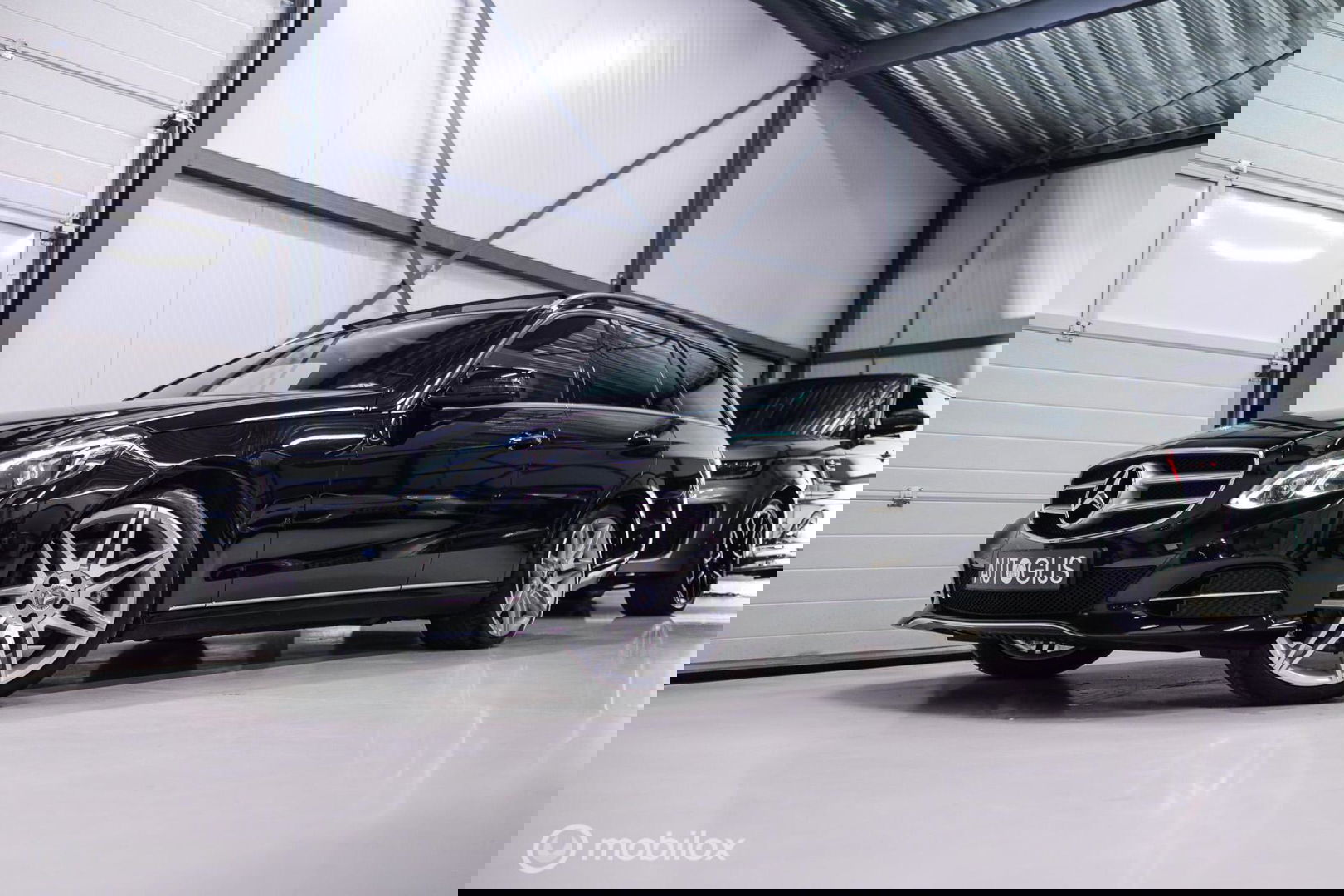 Mercedes-Benz E-Klasse Estate 400 Prestige Elegance 333 pk | Massage | Luchtvering | Stoelkoeling | Leder pakket | Zonneschermen | LED | Trekhaak | Pan