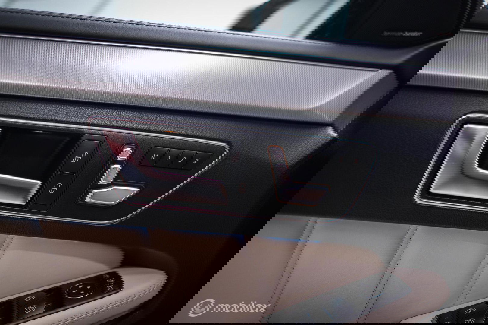 Mercedes-Benz E-Klasse Estate 400 Prestige Elegance 333 pk | Massage | Luchtvering | Stoelkoeling | Leder pakket | Zonneschermen | LED | Trekhaak | Pan