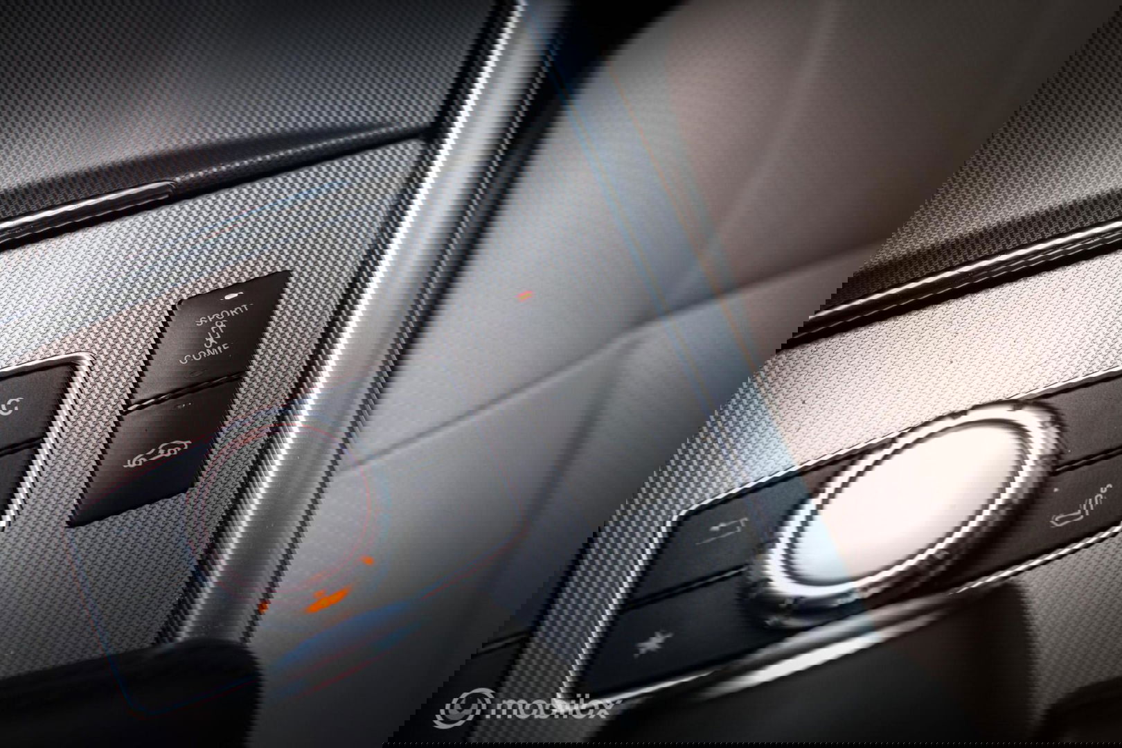 Mercedes-Benz E-Klasse Estate 400 Prestige Elegance 333 pk | Massage | Luchtvering | Stoelkoeling | Leder pakket | Zonneschermen | LED | Trekhaak | Pan