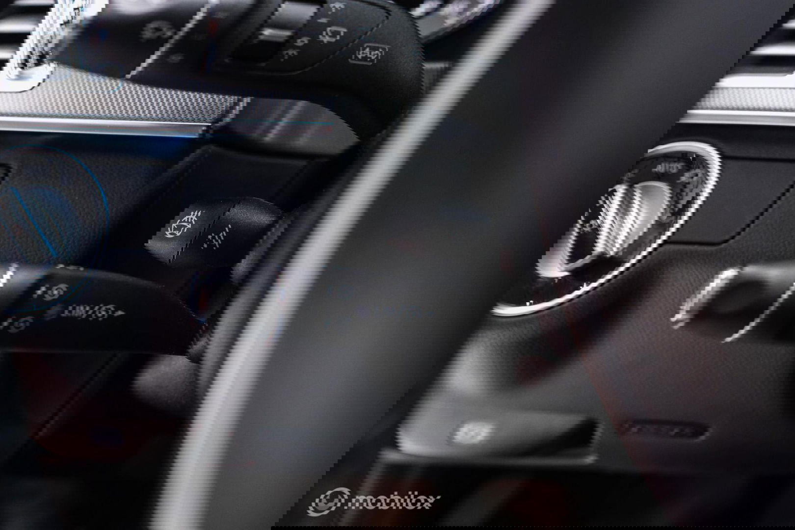 Mercedes-Benz E-Klasse Estate 400 Prestige Elegance 333 pk | Massage | Luchtvering | Stoelkoeling | Leder pakket | Zonneschermen | LED | Trekhaak | Pan