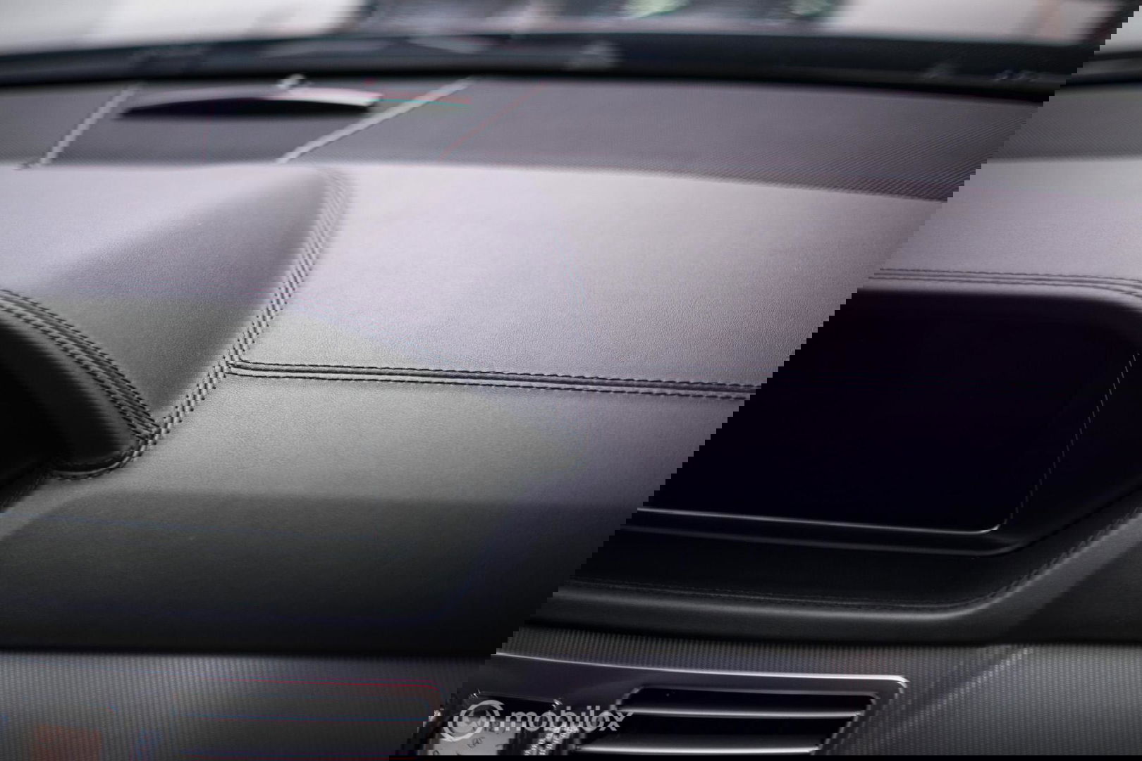 Mercedes-Benz E-Klasse Estate 400 Prestige Elegance 333 pk | Massage | Luchtvering | Stoelkoeling | Leder pakket | Zonneschermen | LED | Trekhaak | Pan