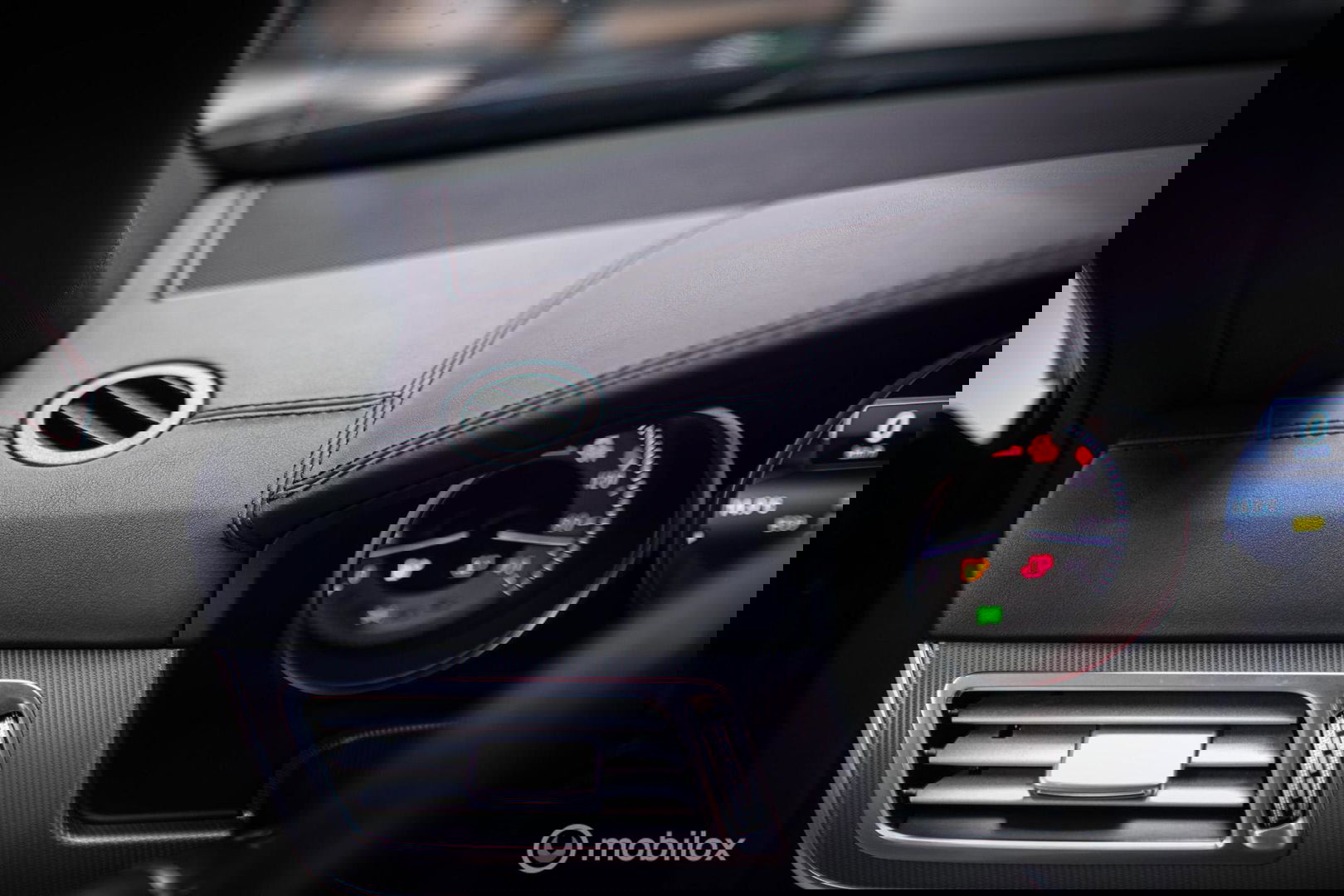 Mercedes-Benz E-Klasse Estate 400 Prestige Elegance 333 pk | Massage | Luchtvering | Stoelkoeling | Leder pakket | Zonneschermen | LED | Trekhaak | Pan