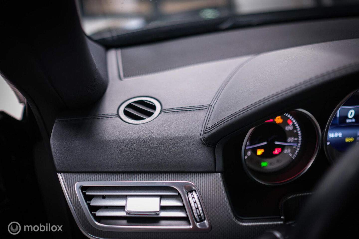 Mercedes-Benz E-Klasse Estate 400 Prestige Elegance 333 pk | Massage | Luchtvering | Stoelkoeling | Leder pakket | Zonneschermen | LED | Trekhaak | Pan