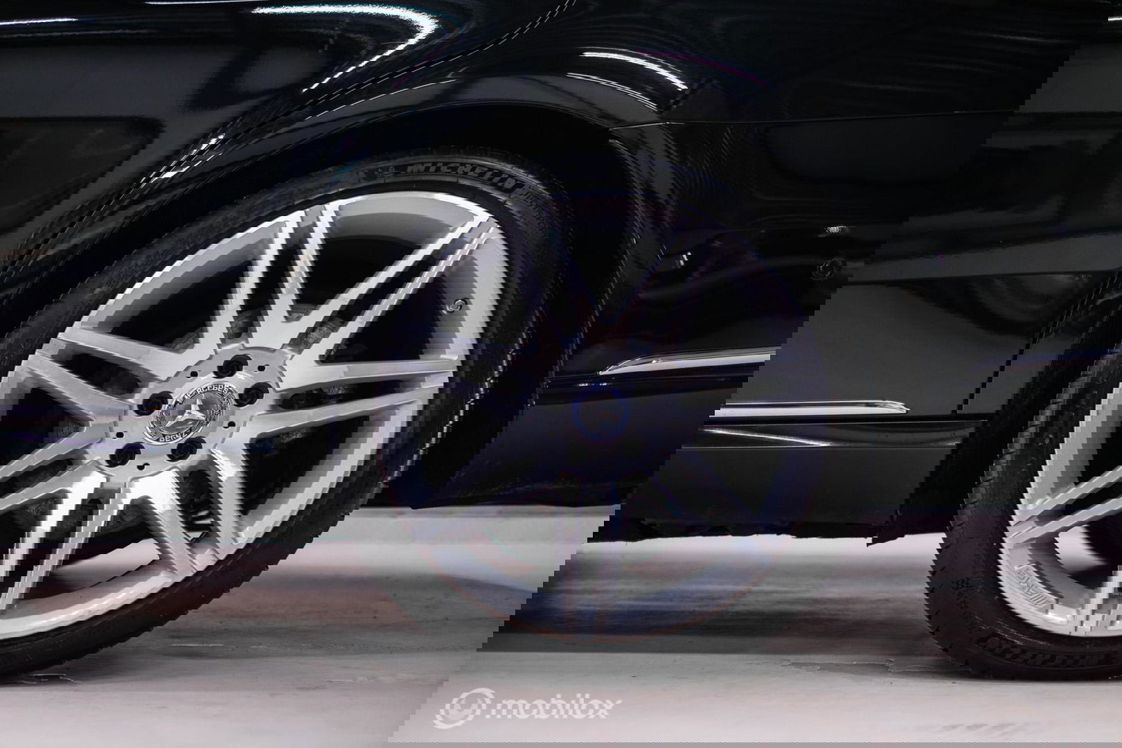 Mercedes-Benz E-Klasse Estate 400 Prestige Elegance 333 pk | Massage | Luchtvering | Stoelkoeling | Leder pakket | Zonneschermen | LED | Trekhaak | Pan