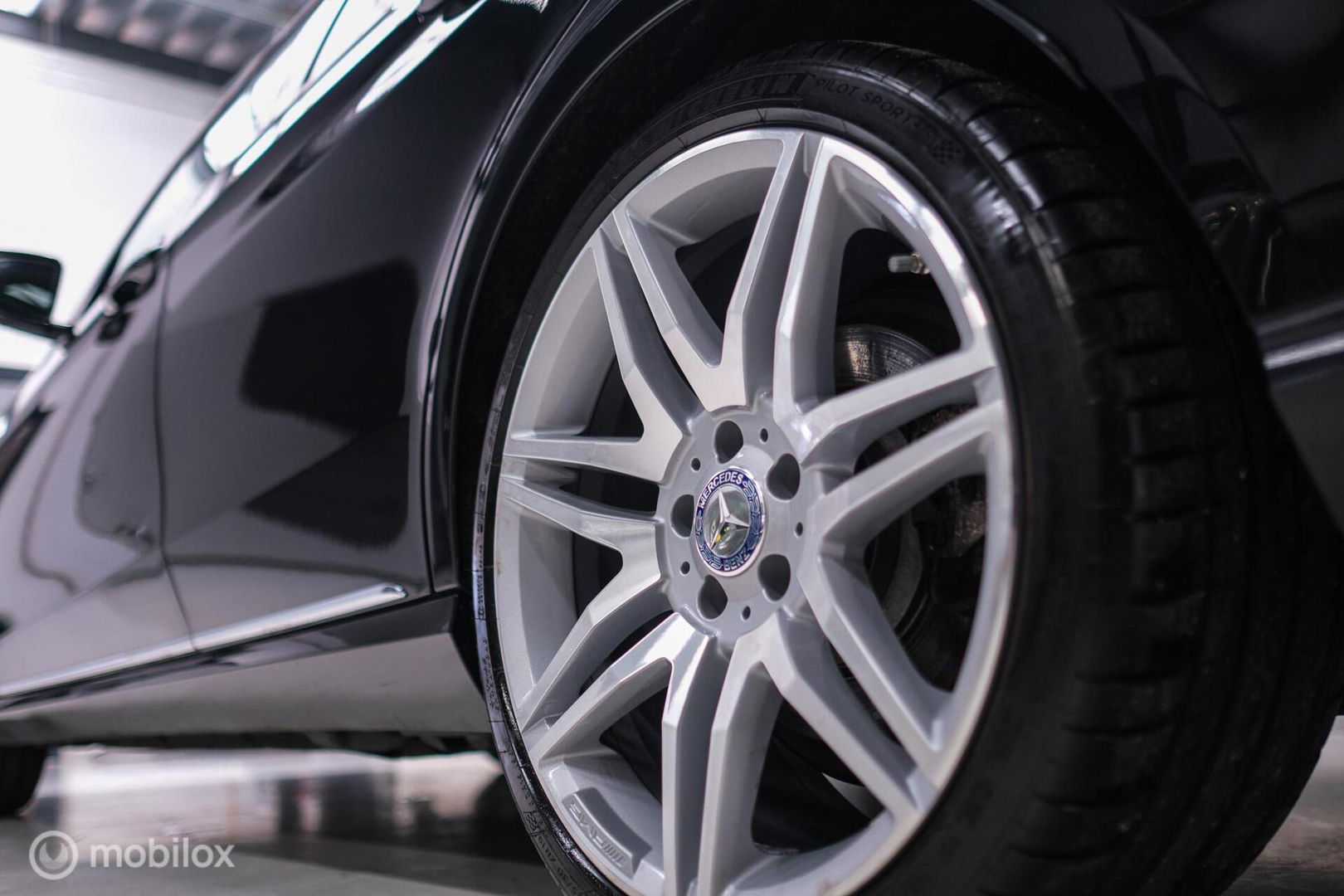 Mercedes-Benz E-Klasse Estate 400 Prestige Elegance 333 pk | Massage | Luchtvering | Stoelkoeling | Leder pakket | Zonneschermen | LED | Trekhaak | Pan