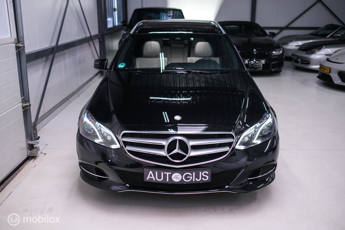 Mercedes-Benz E-Klasse Estate 400 Prestige Elegance 333 pk | Massage | Luchtvering | Stoelkoeling | Leder pakket | Zonneschermen | LED | Trekhaak | Pan