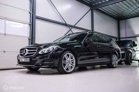 Mercedes-Benz E-Klasse Estate 400 Prestige Elegance 333 pk | Massage | Luchtvering | Stoelkoeling | Leder pakket | Zonneschermen | LED | Trekhaak | Pan