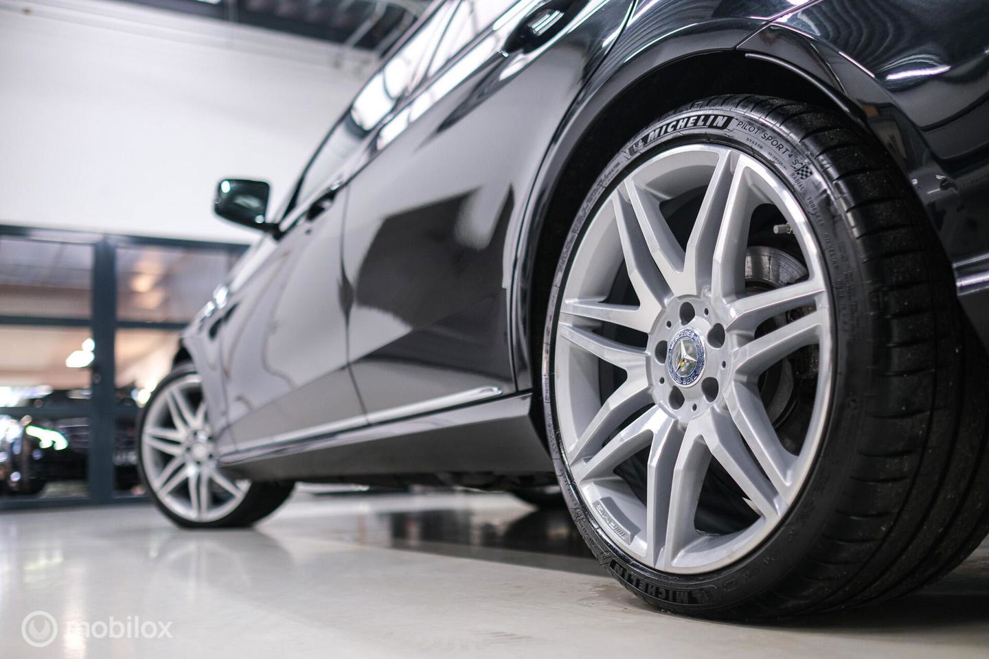 Mercedes-Benz E-Klasse Estate 400 Prestige Elegance 333 pk | Massage | Luchtvering | Stoelkoeling | Leder pakket | Zonneschermen | LED | Trekhaak | Pan