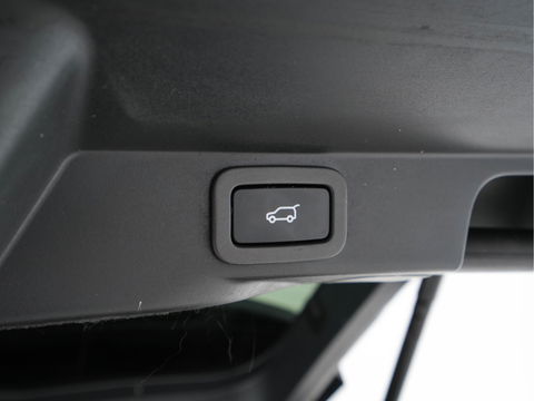 Land Rover Range Rover Sport 3.0 SDV6 Hybrid Autobiography Dynamic AWD Aut. *PANO | BI-XENON | TOP-VIEW | LEATHER | BLIND-SPOT | MEMORY-PACK | NAVI-FULLMAP | CRUISE | SPORT-SEATS | DIGI-COCKPIT | LANE-ASSIST | TOWBAR |  21"ALU *