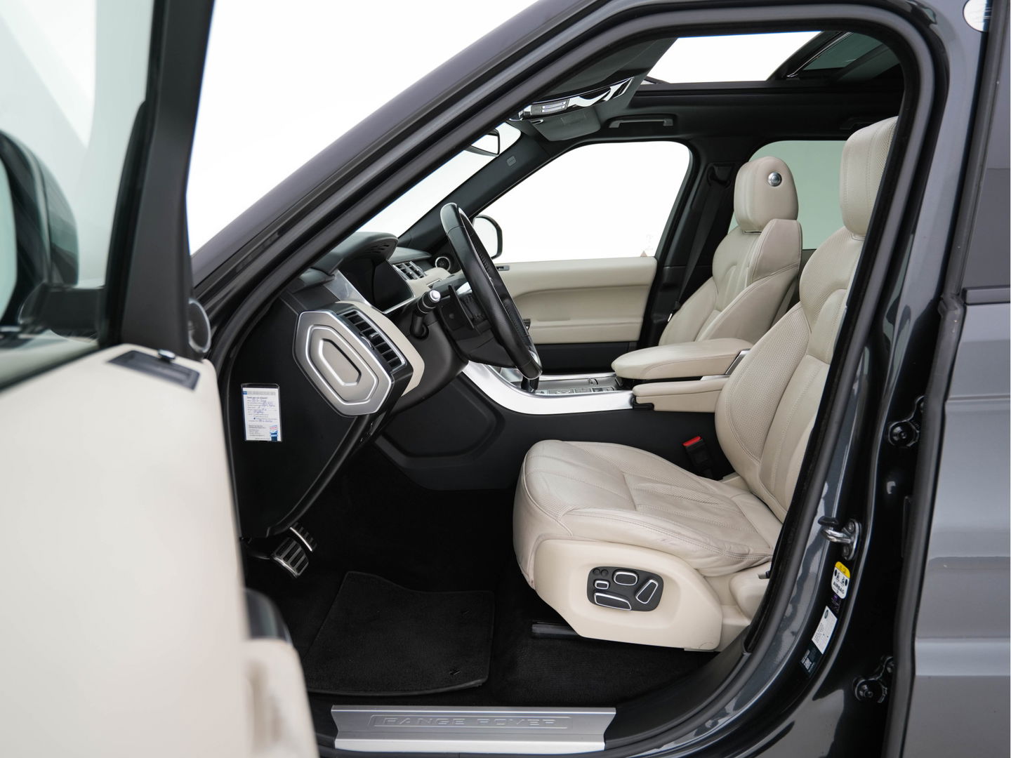 Land Rover Range Rover Sport 3.0 SDV6 Hybrid Autobiography Dynamic AWD Aut. *PANO | BI-XENON | TOP-VIEW | LEATHER | BLIND-SPOT | MEMORY-PACK | NAVI-FULLMAP | CRUISE | SPORT-SEATS | DIGI-COCKPIT | LANE-ASSIST | TOWBAR |  21"ALU *