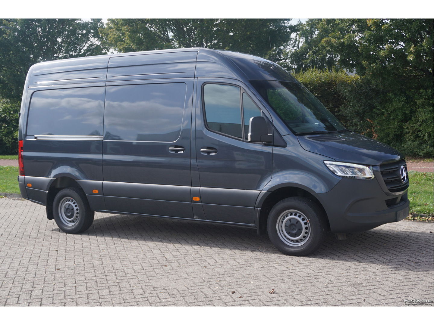 Mercedes-Benz Sprinter 317CDI Pro L2H2 BPM VRIJ!! 10.25" Mbux Cam, Gev. Stoel, 3.5T Trekgewicht, LED!! NR. A529*