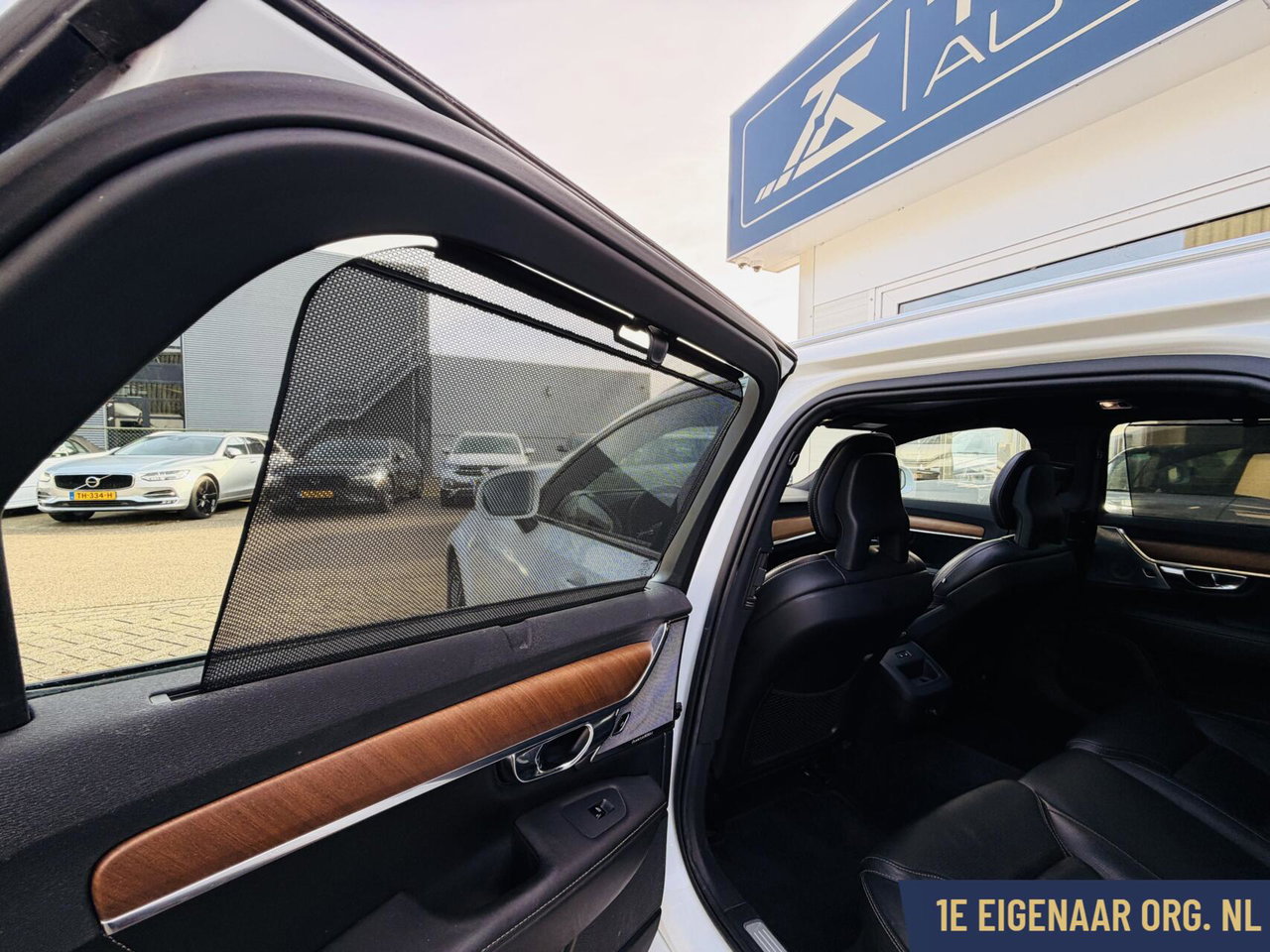 Volvo V90