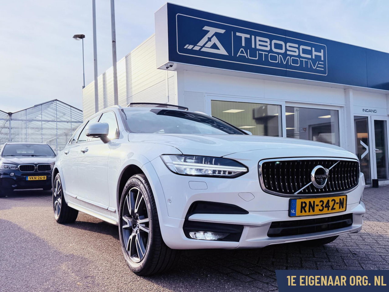 Volvo V90
