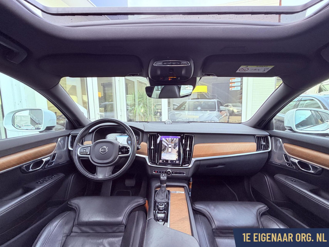 Volvo V90