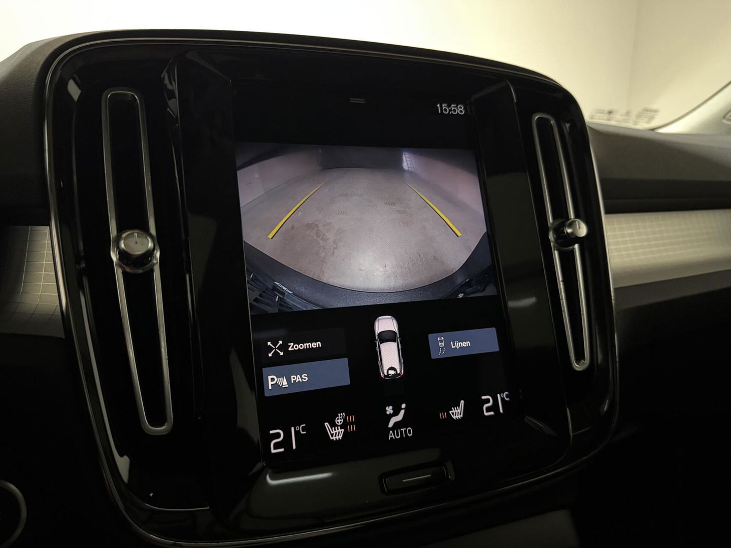 Volvo XC40 1.5 T5 Recharge R-Design Pano Leer Camera Cruise Carplay