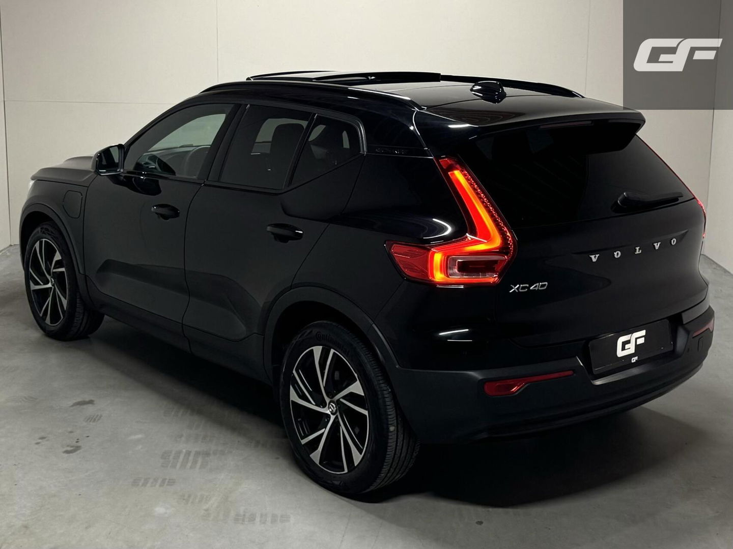 Volvo XC40 1.5 T5 Recharge R-Design Pano Leer Camera Cruise Carplay
