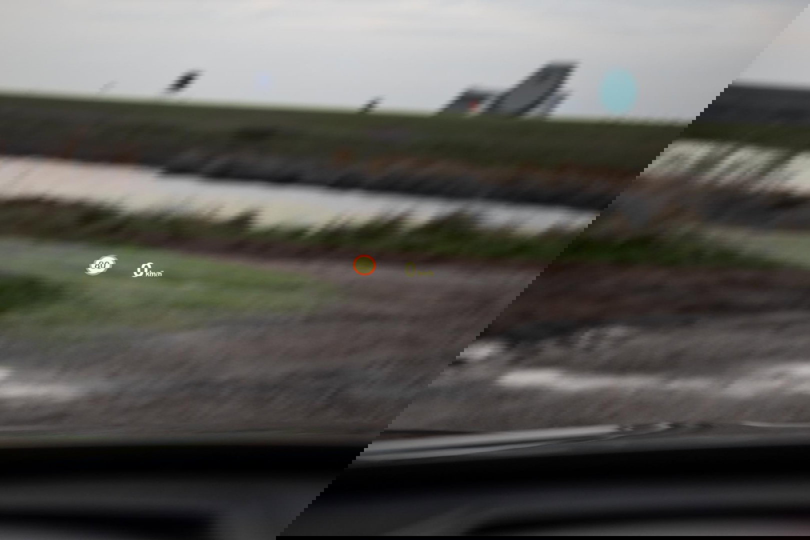 BMW X1 xDrive25e Executive CAMERA / CARPLAY / HEAD UP DISPLAY / LEDER / LED / CRUISE CONTROLE / STOELVERWARMING