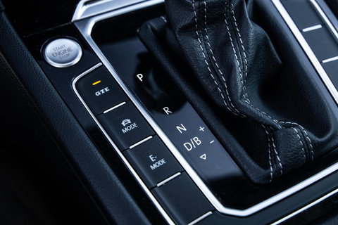 Volkswagen Arteon 1.4 TSI eHybrid R-Line Business CARPLAY / LEER / CAMERA / MEMMORY / LED / STOELVERWARMING