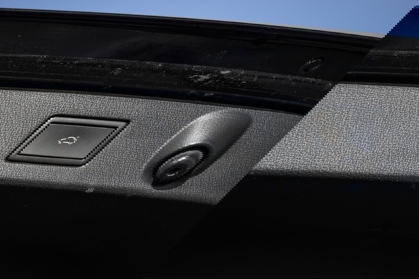 Volkswagen Arteon 1.4 TSI eHybrid R-Line Business CARPLAY / LEER / CAMERA / MEMMORY / LED / STOELVERWARMING