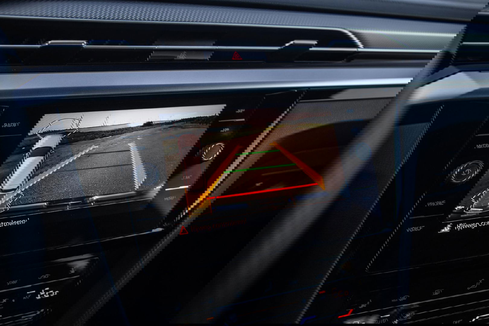 Volkswagen Arteon 1.4 TSI eHybrid R-Line Business CARPLAY / LEER / CAMERA / MEMMORY / LED / STOELVERWARMING