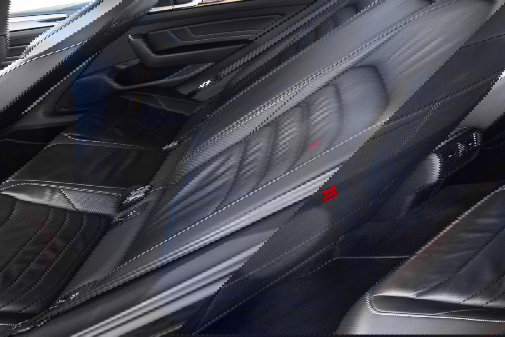 Volkswagen Arteon 1.4 TSI eHybrid R-Line Business CARPLAY / LEER / CAMERA / MEMMORY / LED / STOELVERWARMING