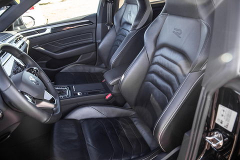 Volkswagen Arteon 1.4 TSI eHybrid R-Line Business CARPLAY / LEER / CAMERA / MEMMORY / LED / STOELVERWARMING