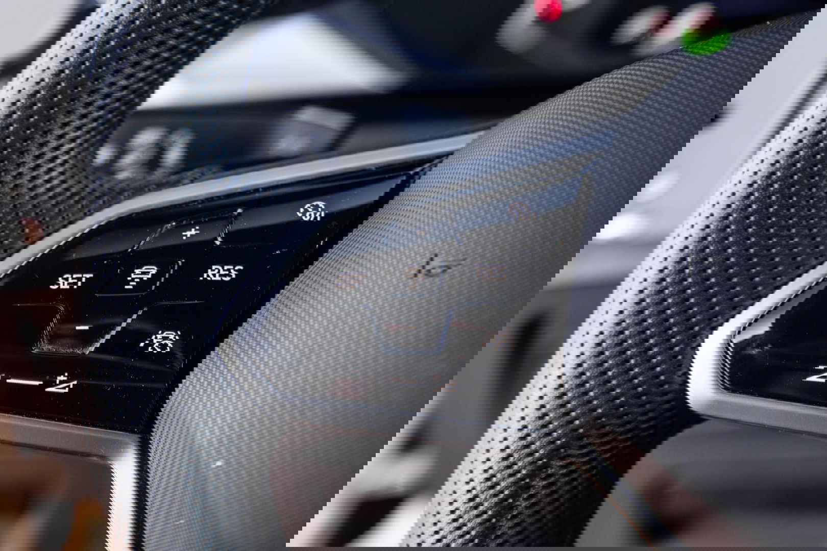 Volkswagen Arteon 1.4 TSI eHybrid R-Line Business CARPLAY / LEER / CAMERA / MEMMORY / LED / STOELVERWARMING