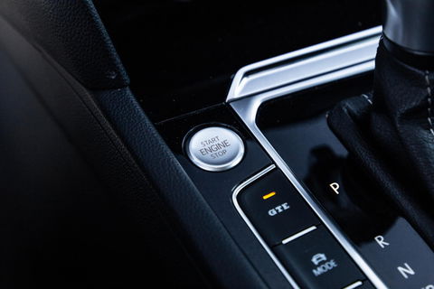 Volkswagen Arteon 1.4 TSI eHybrid R-Line Business CARPLAY / LEER / CAMERA / MEMMORY / LED / STOELVERWARMING