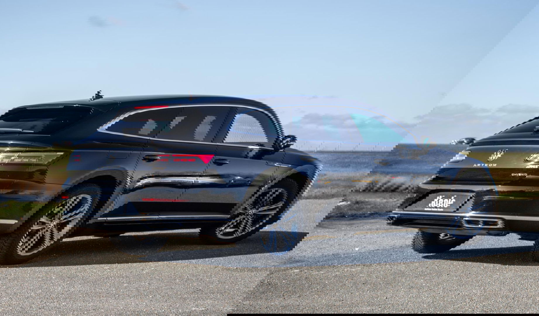 Volkswagen Arteon 1.4 TSI eHybrid R-Line Business CARPLAY / LEER / CAMERA / MEMMORY / LED / STOELVERWARMING