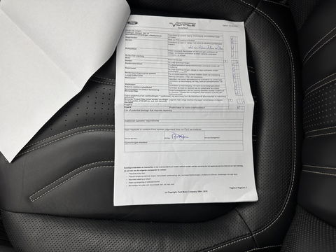 Ford Kuga 2.5 PHEV Vignale (Plug-In) (INCL-BTW) Aut. *LEATHER | DIGI-COCKPIT | FULL-LED | KEYLESS | CAMERA | DAB | CARPLAY | NAVI-FULLMAP | MEMORY-PACK | HEATED-COMFORTSEATS | PRIVACYGLASS | TOWBAR | LANE-ASSIST | 18''ALU*