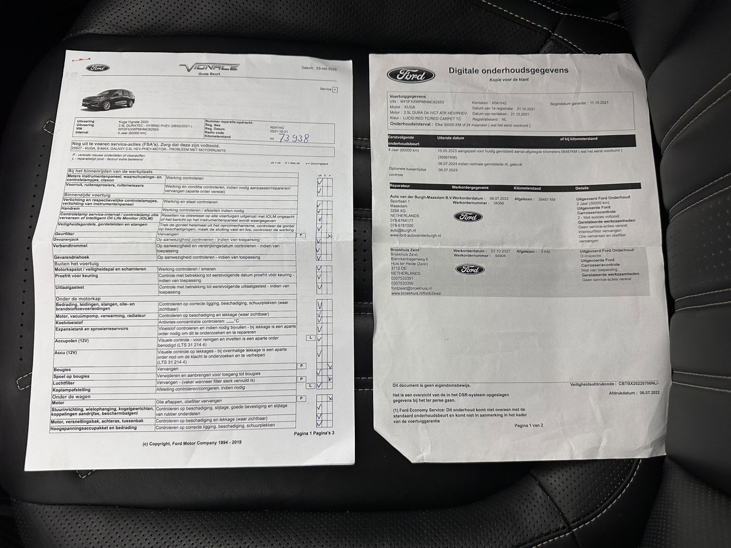 Ford Kuga 2.5 PHEV Vignale (Plug-In) (INCL-BTW) Aut. *LEATHER | DIGI-COCKPIT | FULL-LED | KEYLESS | CAMERA | DAB | CARPLAY | NAVI-FULLMAP | MEMORY-PACK | HEATED-COMFORTSEATS | PRIVACYGLASS | TOWBAR | LANE-ASSIST | 18''ALU*