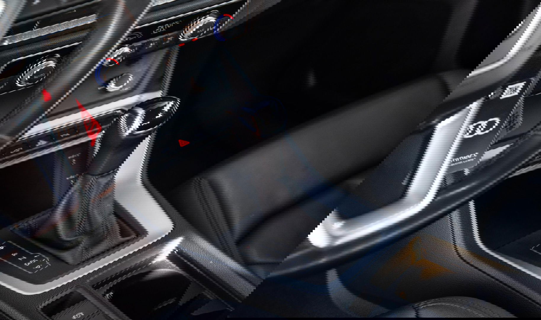 Audi Q3 45 TFSI e edition AUTOMAAT / PLUG IN HYBRID / STOELVERWARMING / LEER / VIRTUAL COCKPIT / CRUISE CONTROLE / DEALER ONDERHOUDEN