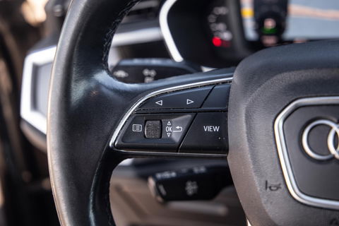 Audi Q3 45 TFSI e edition AUTOMAAT / PLUG IN HYBRID / STOELVERWARMING / LEER / VIRTUAL COCKPIT / CRUISE CONTROLE / DEALER ONDERHOUDEN