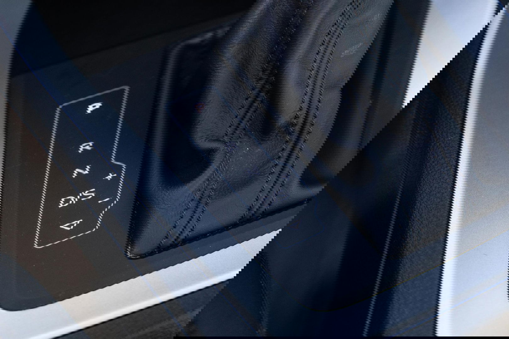 Audi Q3 45 TFSI e edition AUTOMAAT / PLUG IN HYBRID / STOELVERWARMING / LEER / VIRTUAL COCKPIT / CRUISE CONTROLE / DEALER ONDERHOUDEN