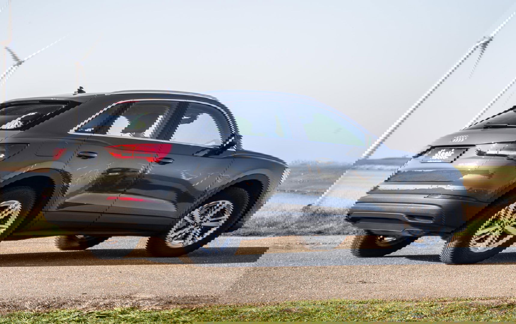 Audi Q3 45 TFSI e edition AUTOMAAT / PLUG IN HYBRID / STOELVERWARMING / LEER / VIRTUAL COCKPIT / CRUISE CONTROLE / DEALER ONDERHOUDEN