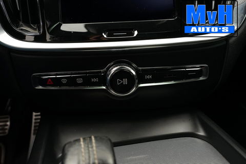 Volvo V60 2.0 B3 R-Design|PANO|STOEL/STUUR.VERW|AUTO.PILOT